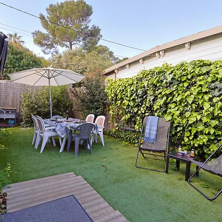 Atypique, Cabanon Bord De * Hyeres